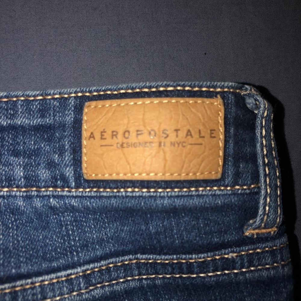 Ripped Aeropostale Denim Shorts - Picture 3 of 4